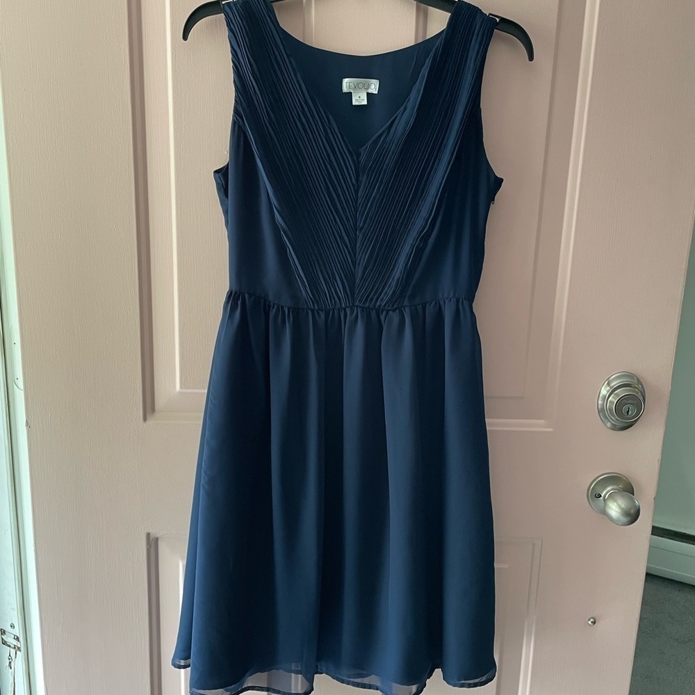 Tevolio Blue Sleeveless V-Neck Dress With Side Zipper- Size 6